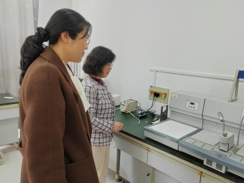 麻醉学院开展实验室安全检查